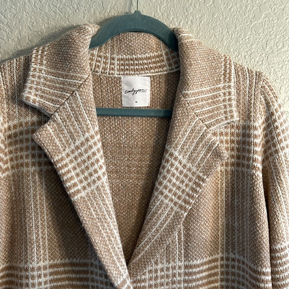 Carly Jean - size M long soft long sweater. NNT colors cream & soft sand - Picture 2 of 12